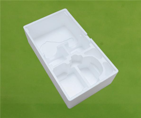 epp包装材料的应用领域也是越来越广泛了,在电子设备,汽车保险杠,工具